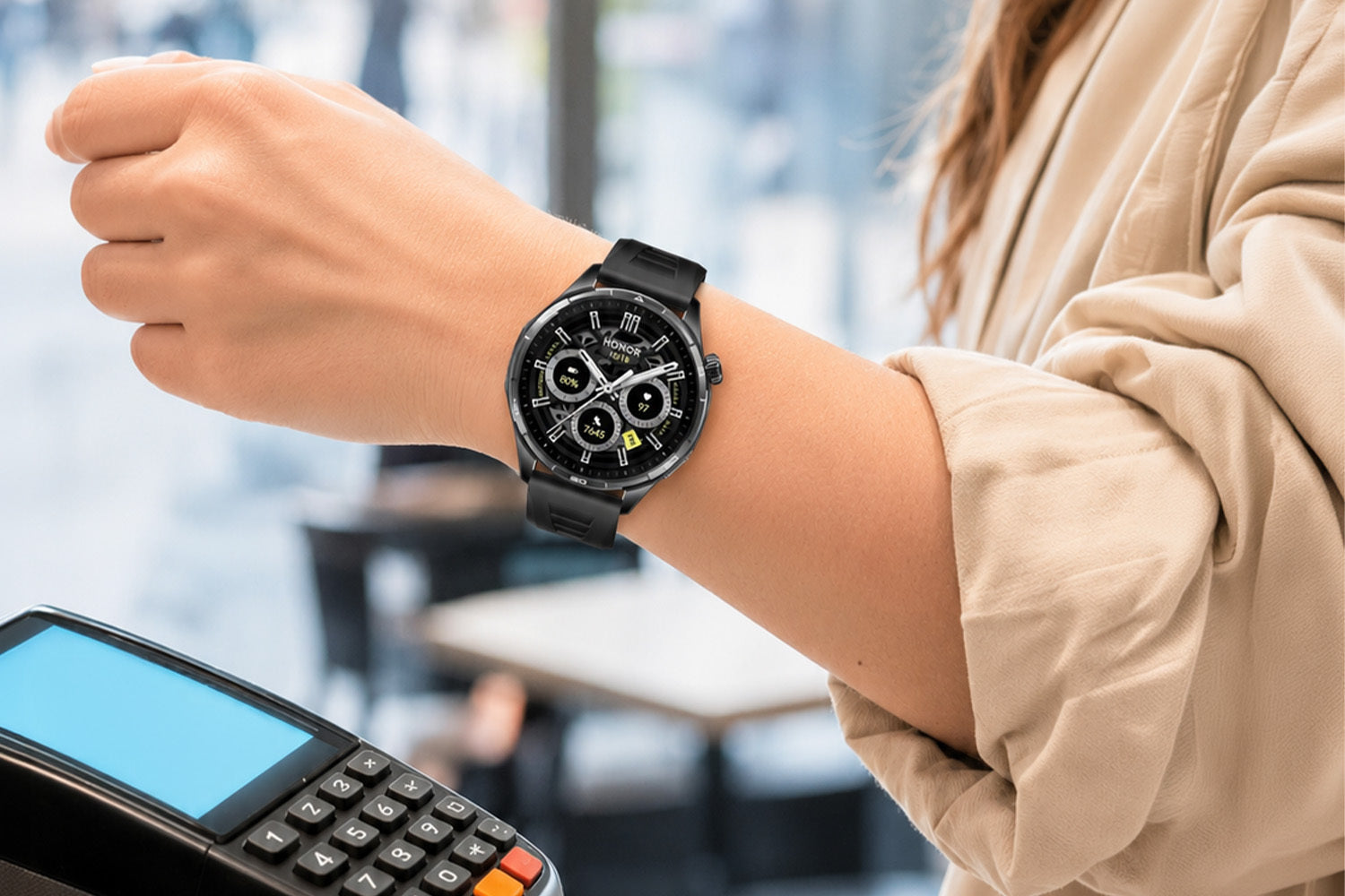 Płacenie zbliżeniowo NFC smartwatchem HONOR Watch 6